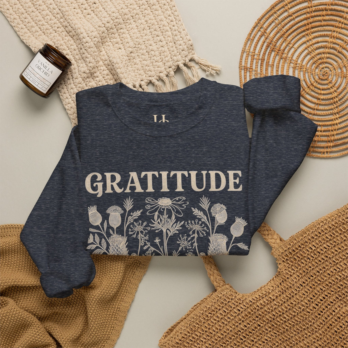 Gratitude Changes Everything sweatshirt by House of Caelo - product image 19