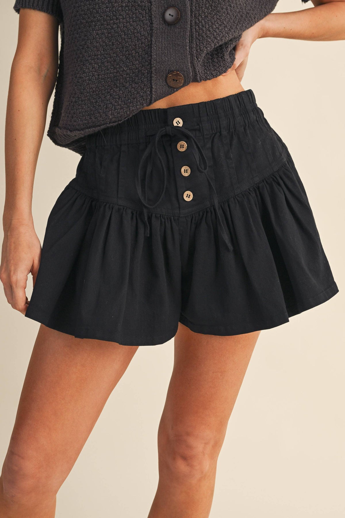 IP1392-A TWILL FLARED SHORTS - Fitkitty Culture Athleisure Wear, Yoga Wear & Women's Clothing