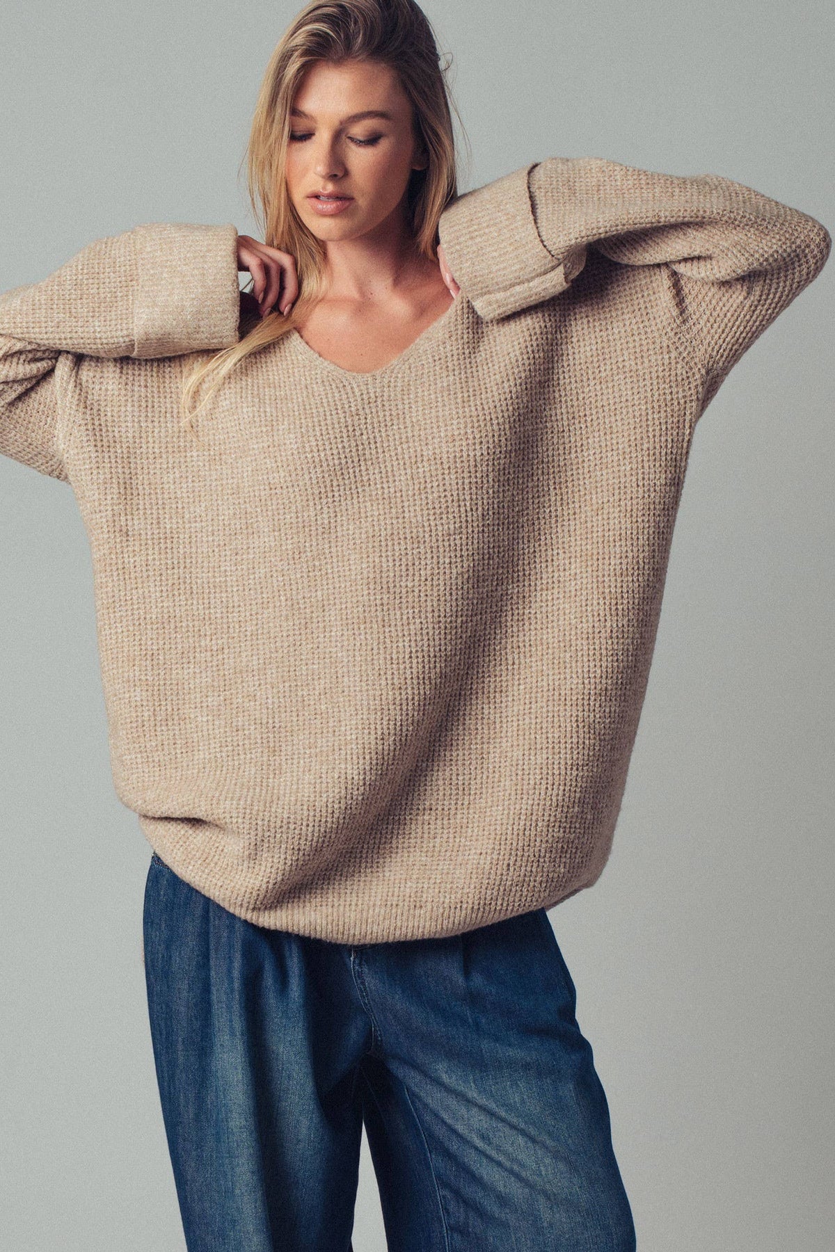 Oversized Knit V-Neck Sweater Tunic Top - House of Caelo Athleisure Wear, Yoga Wear & Women's Clothing