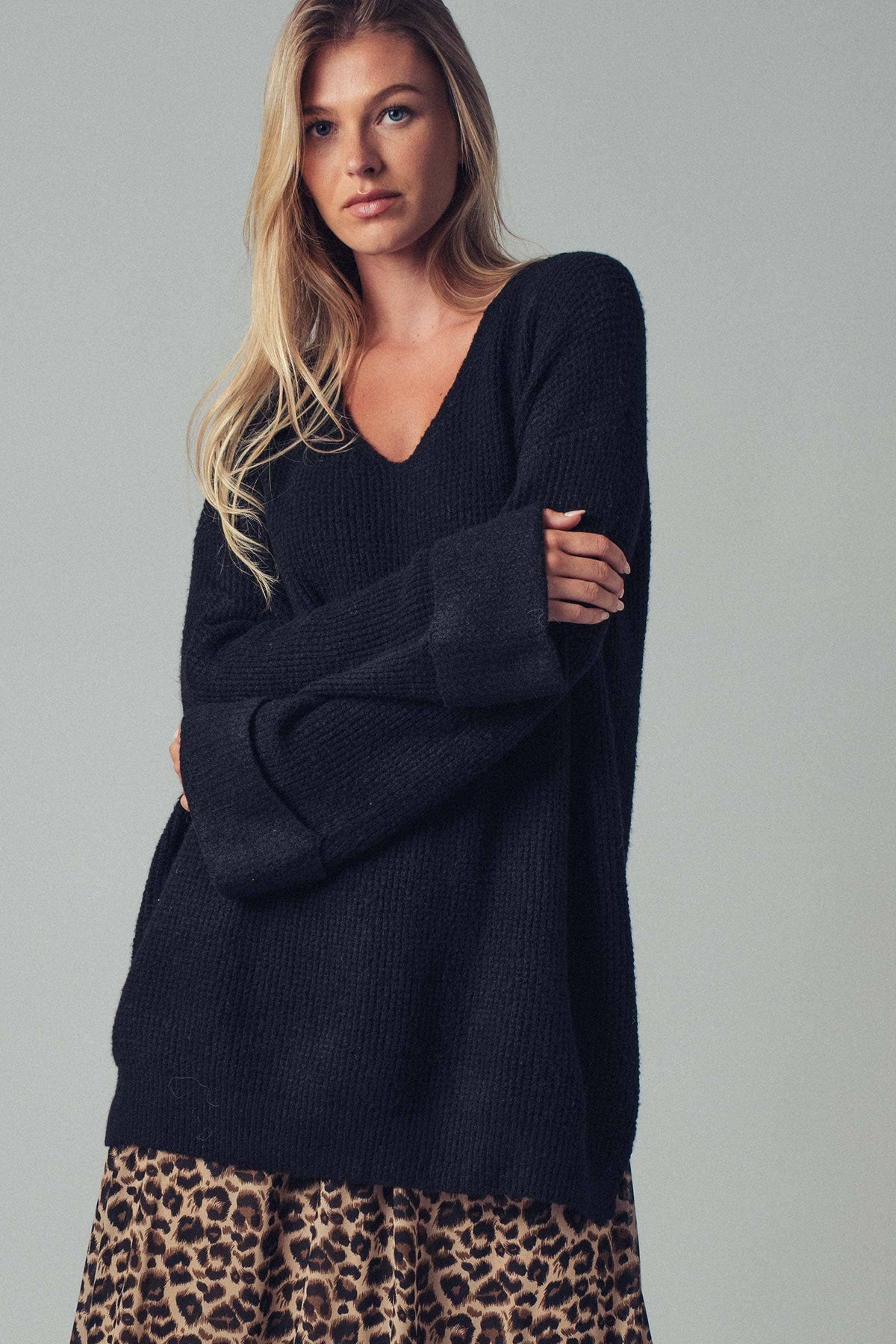 Oversized Knit V-Neck Sweater Tunic Top - Fitkitty Culture Athleisure Wear, Yoga Wear & Women's Clothing