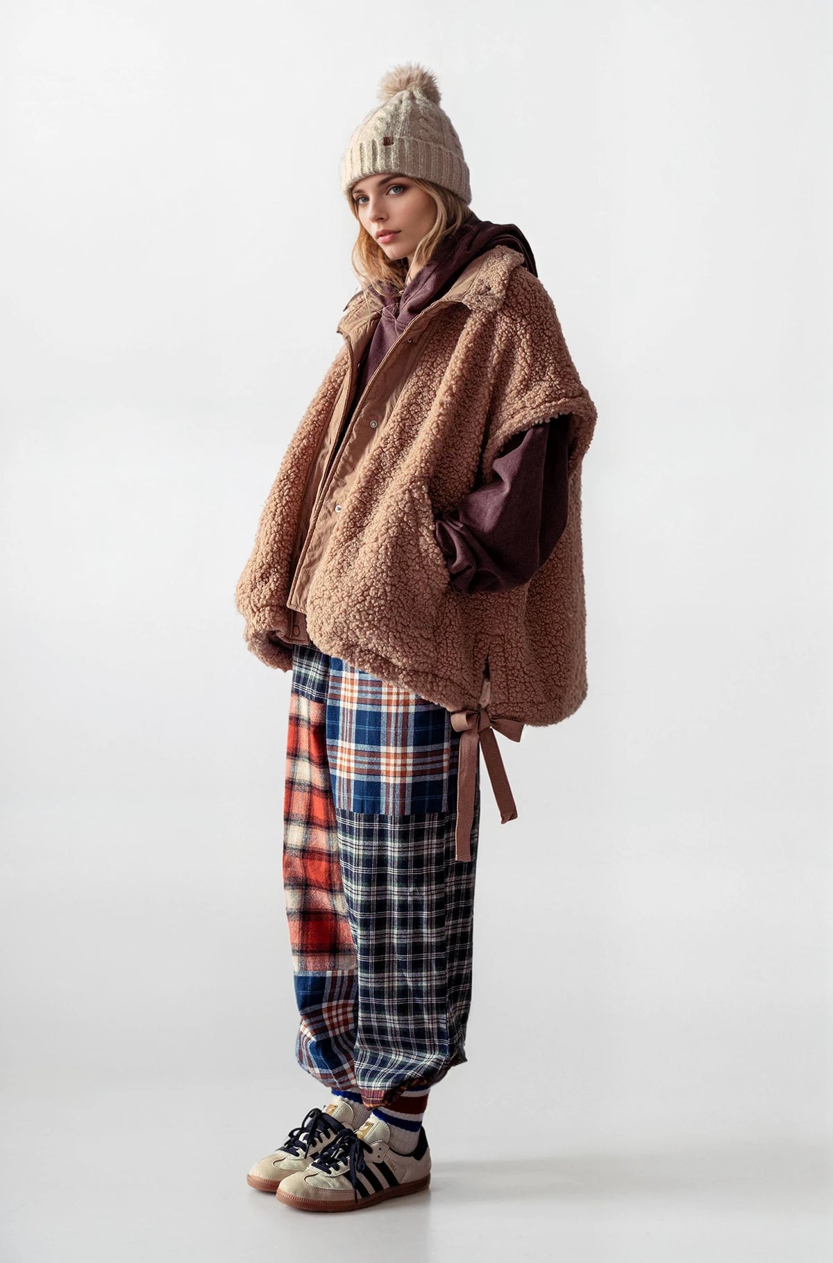 Star Knit Oversized Sweater Top - House of Caelo Athleisure Wear, Yoga Wear &  Women's Clothing