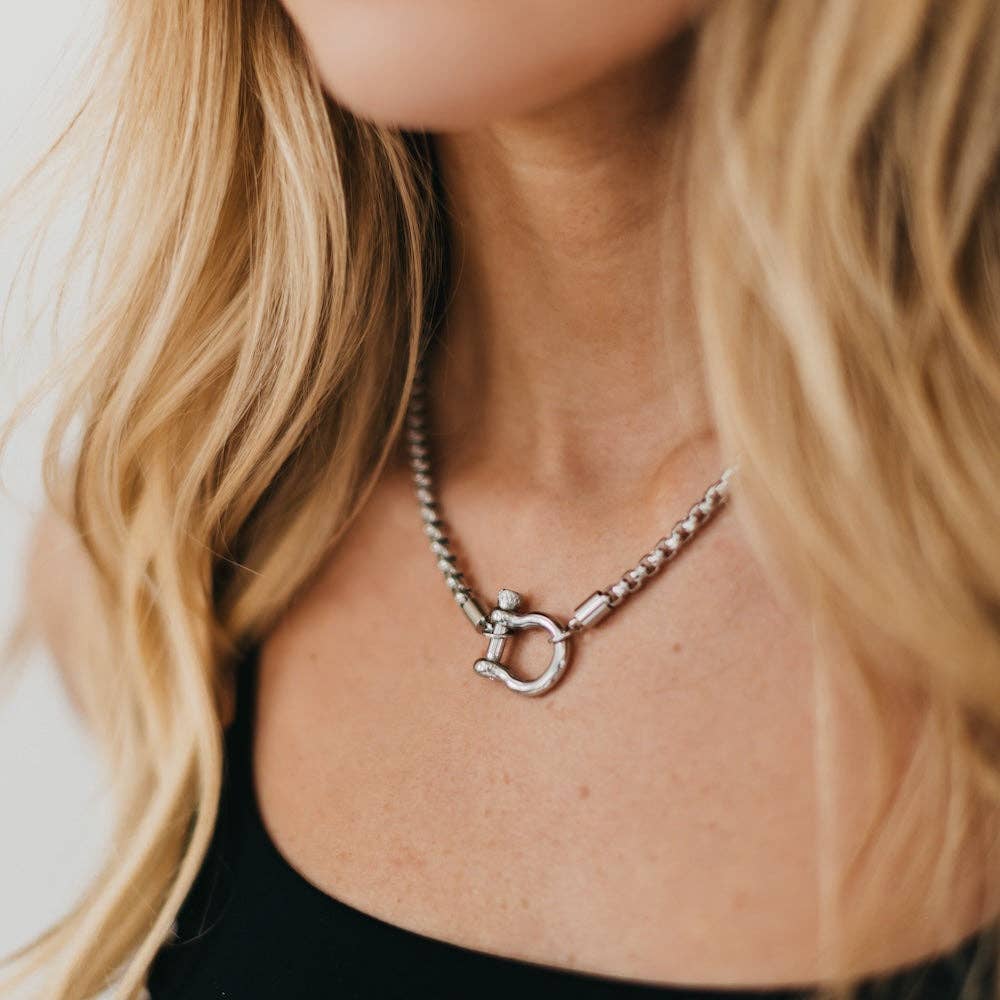 Lucky Me Horseshoe Toggle Necklace - WATERPROOF - House of Caelo Athleisure Wear, Yoga Wear &  Women's Clothing