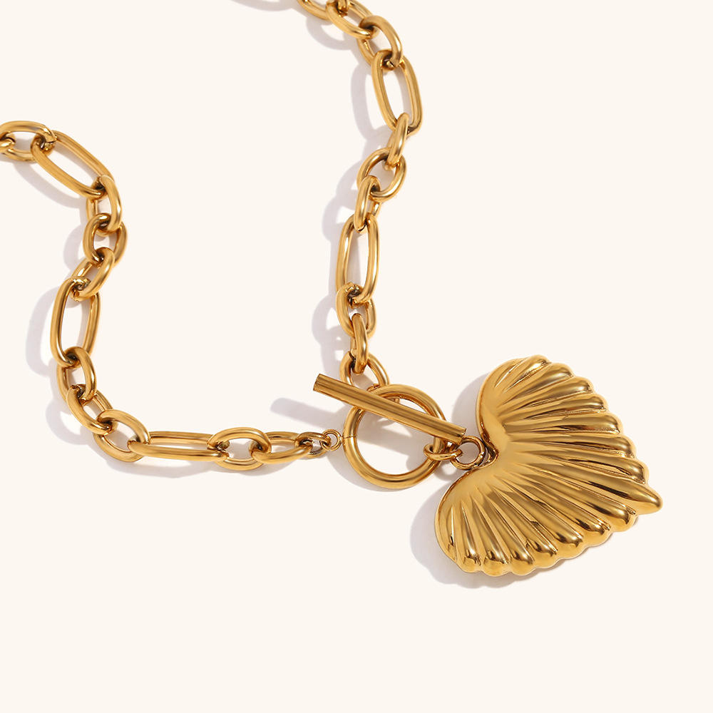 Vintage Love Heart Charm Necklace - Fitkitty Culture Athleisure Wear, Yoga Wear &  Women's Clothing