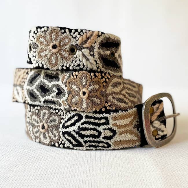 Black hand-embroidered Peruvian wool artisan belt