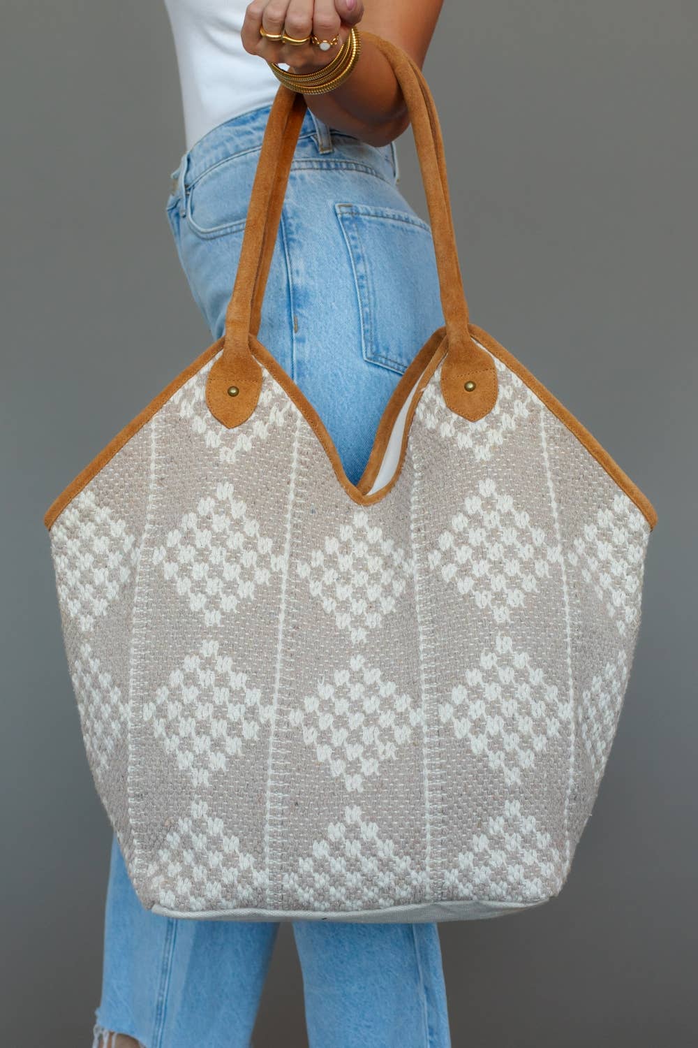 Beige & Cream Diamond Pattern Tote - Fitkitty Culture Athleisure Wear, Yoga Wear &  Women's Clothing