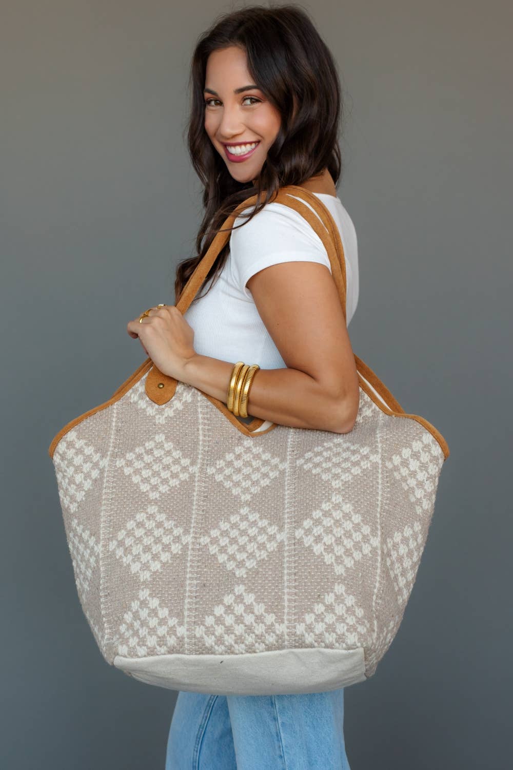 Beige & Cream Diamond Pattern Tote - Fitkitty Culture Athleisure Wear, Yoga Wear &  Women's Clothing