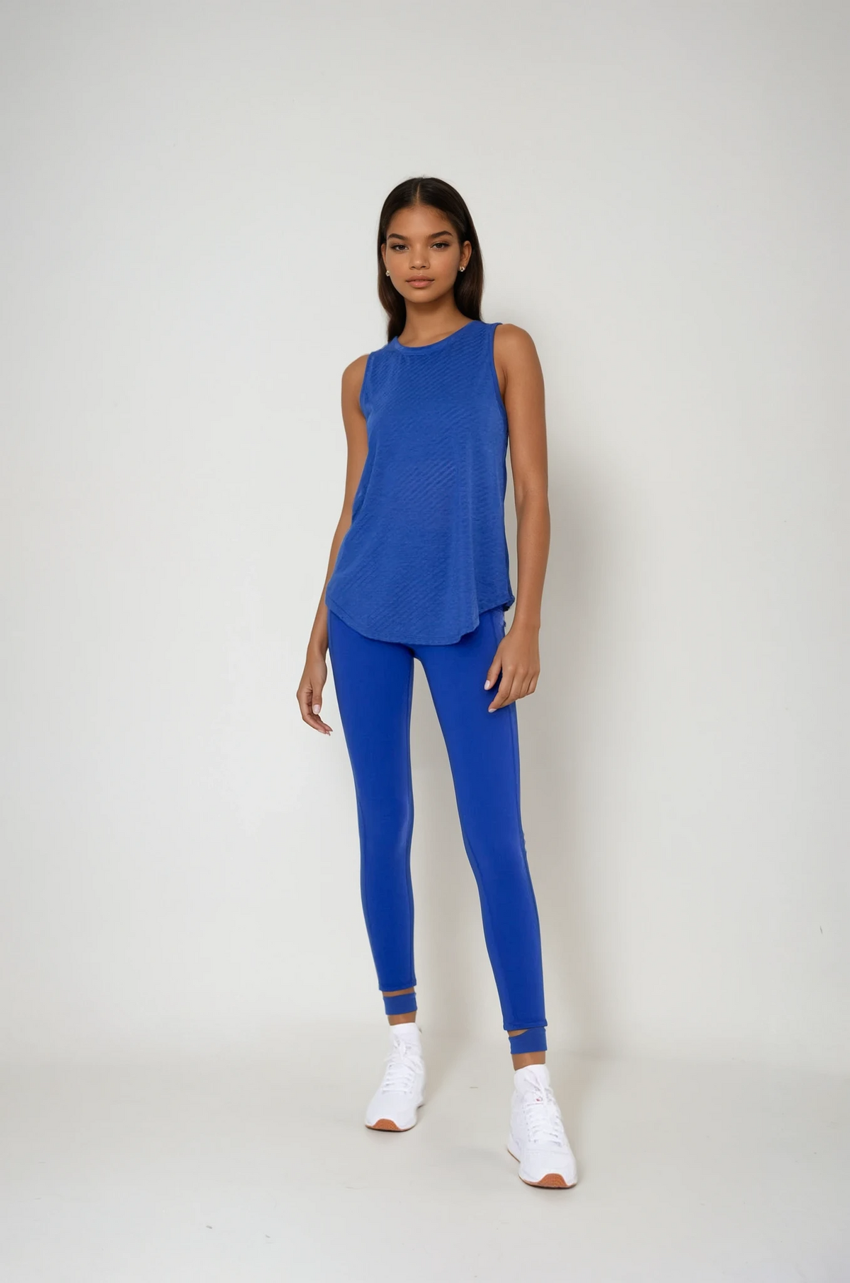 Cropped Leggings with Pockets - House of Caelo Athleisure Wear, Yoga Wear &  Women's Clothing