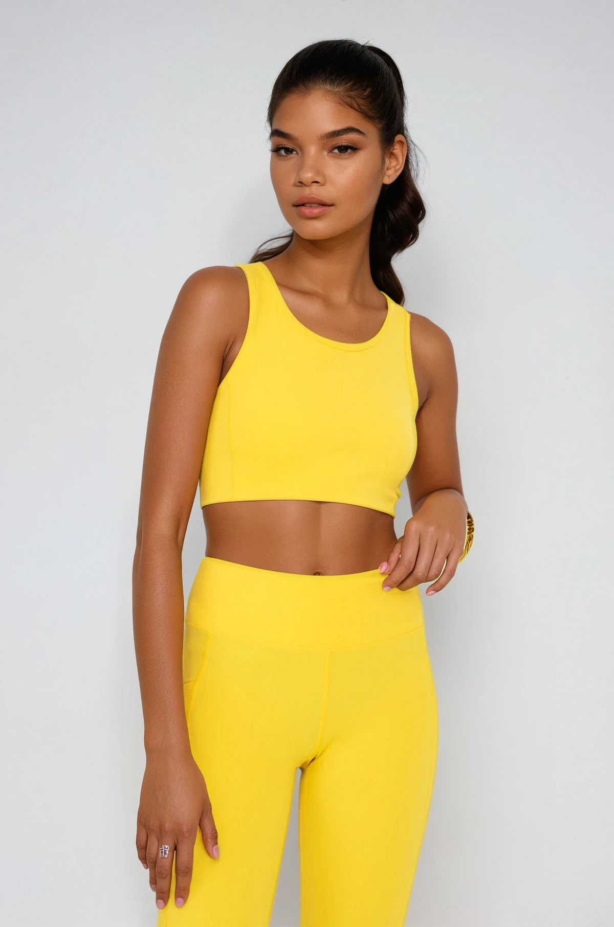 Cropped Leggings with Pockets - House of Caelo Athleisure Wear, Yoga Wear &  Women's Clothing