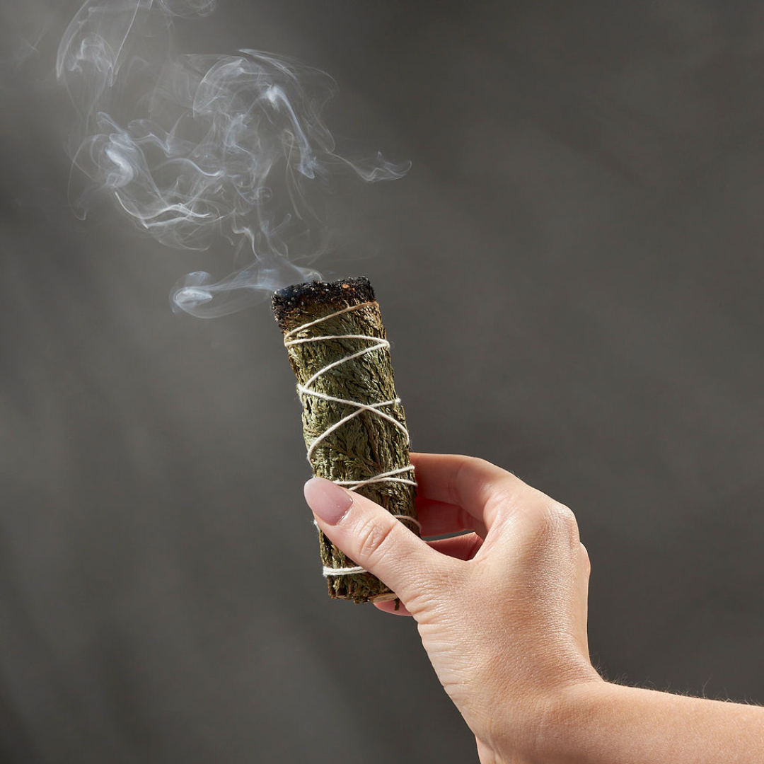 Red Cedar Smudging Herb Bundle — Plastic-Free Gift Box — alternate product view 3
