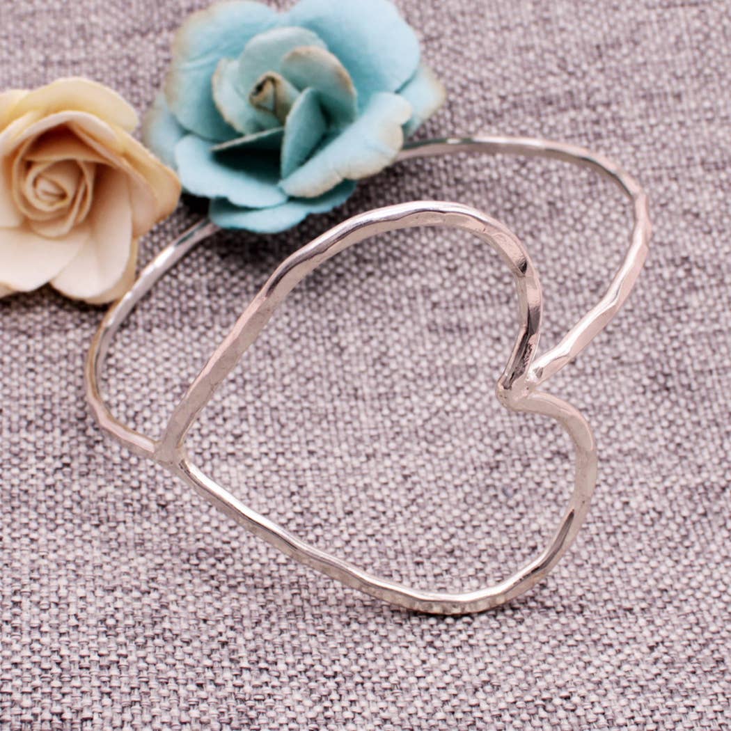 Hammered Open-Heart Silver Bangle | House of Caelo