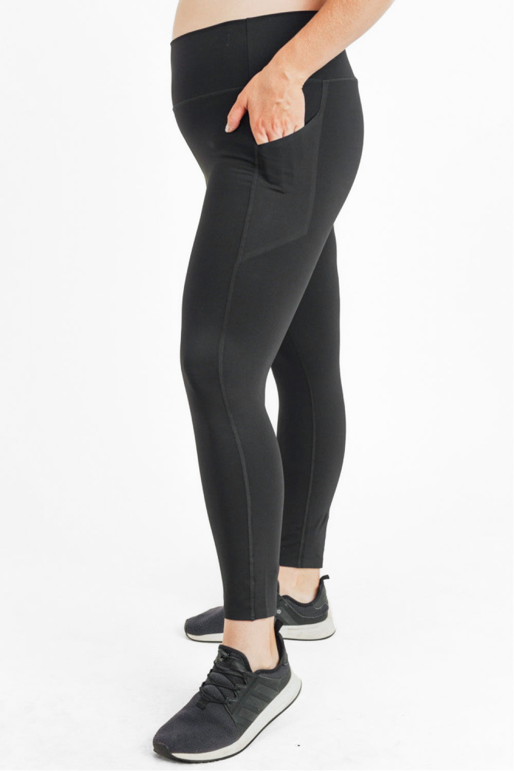 Laser-Cut Pocket Leggings, Leggings, House of Caelo, House of Caelo